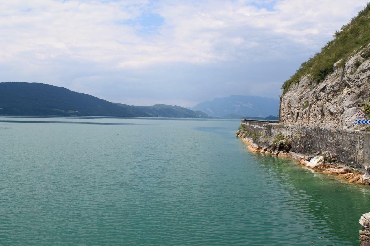 Goute La Vie Bed & Breakfast Marchamp Dış mekan fotoğraf